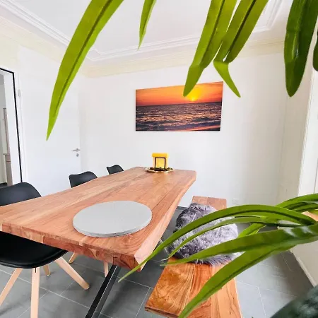 Beautiful, Bright, Large With Balcony Smarttv * St. Gallen