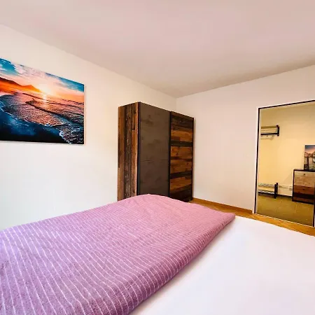 Apartament Beautiful, Bright, Large With Balcony Smarttv